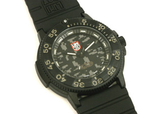 2010limitedgraycamoranger02_2