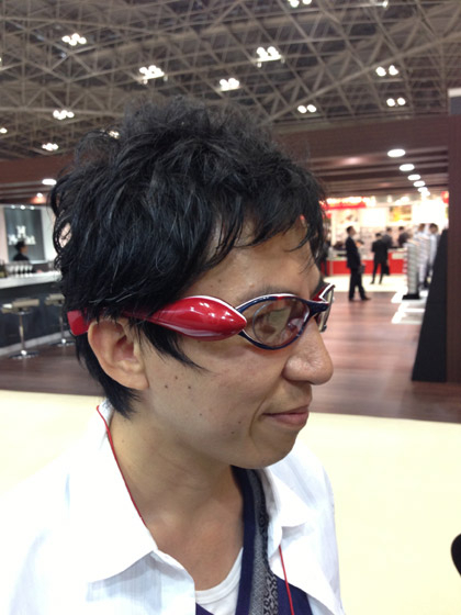 20121025factory900fa20702