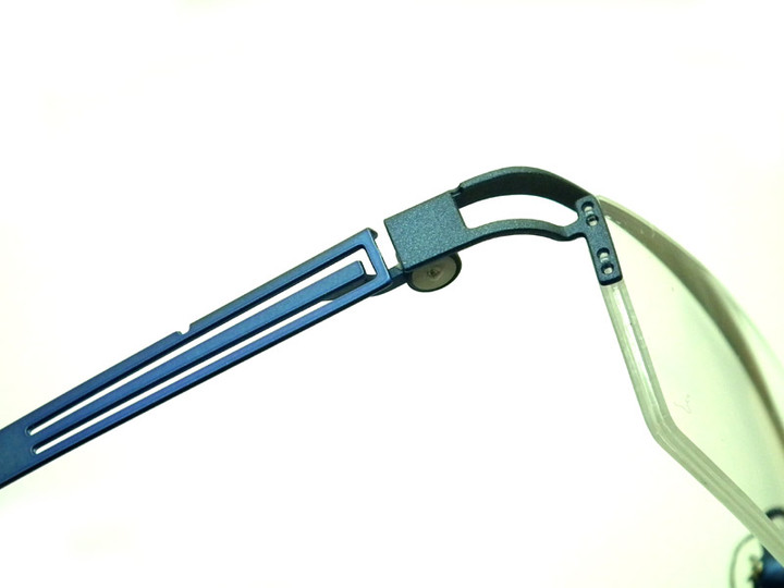 201302161335engn952102