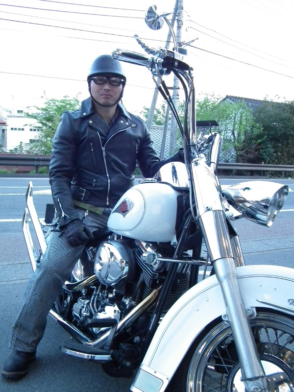 20140504pitbulandgoodmanlensandbike