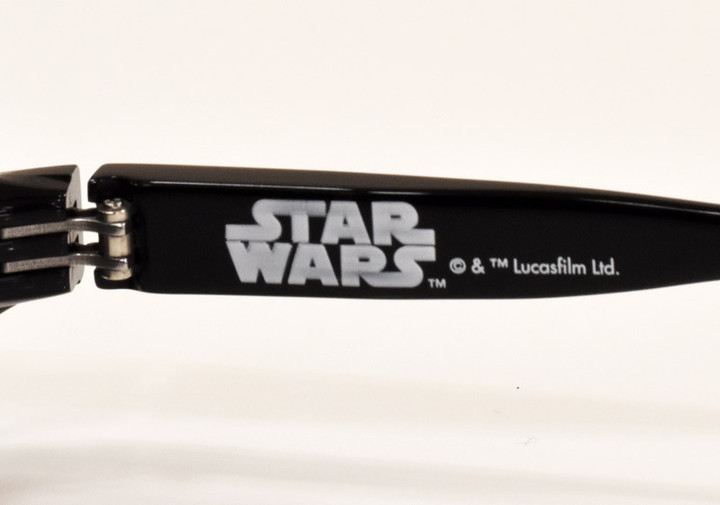 20151201darthvaderfactory900sungl_4