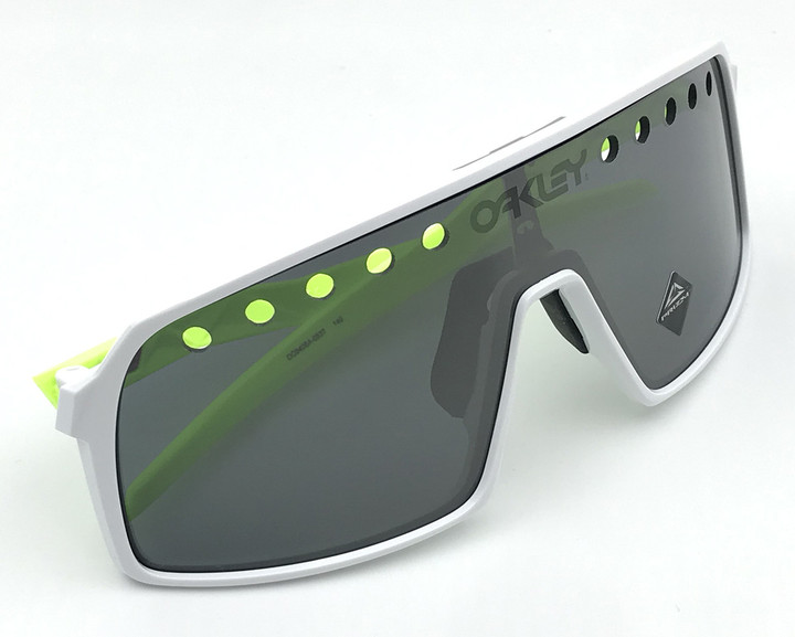 Ｈａｍａｙａブログ : OAKLEY 復刻モデル Eyeshade！