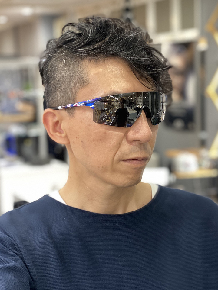 20200907evzeroblades_s_02