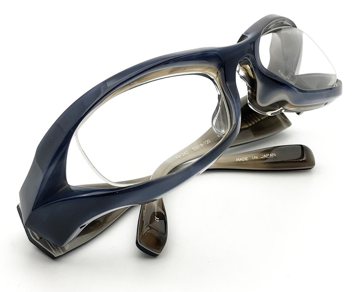 20201123fa240_480_02