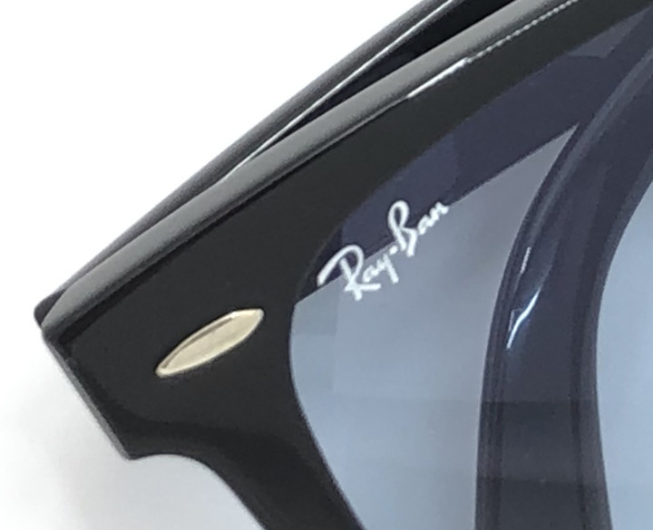 20210706rayban_sign