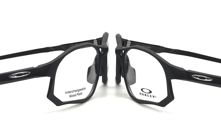 Ｈａｍａｙａブログ : OAKLEY TRAJECTORY サイズ違いの掛け比べ！