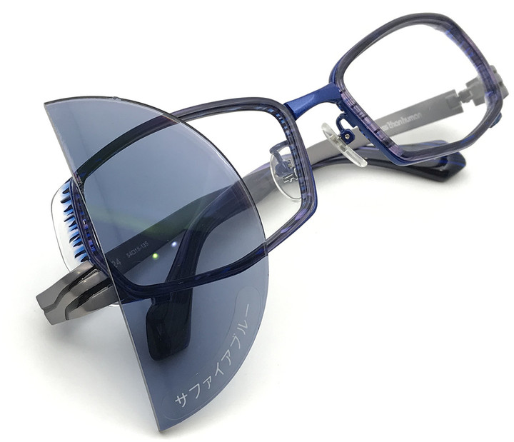 Nikon_blue