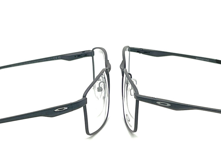 20230425discover_fuller_socket_02