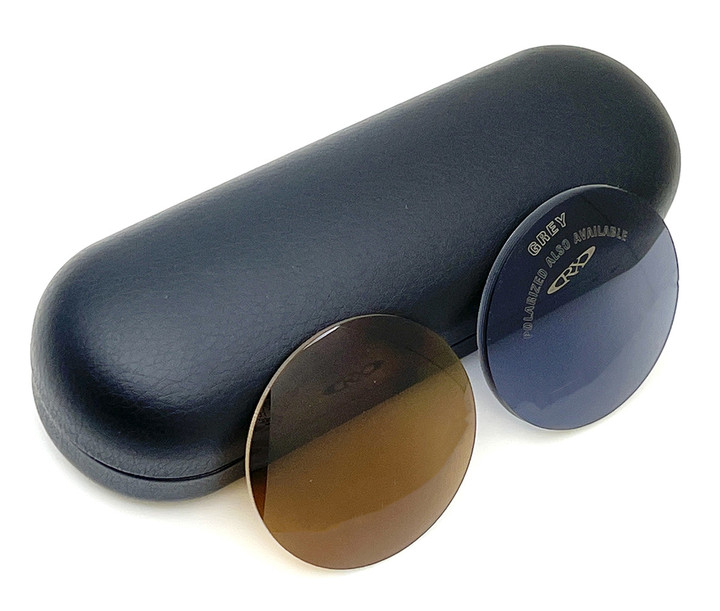 20230905grey_and_bronze