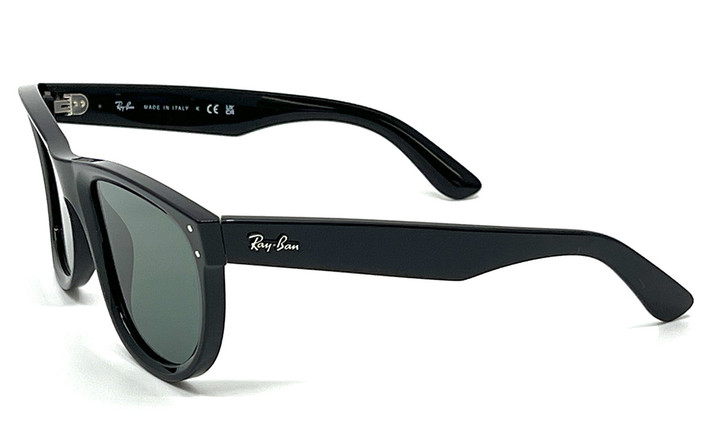 20240813wayfarer_revers_g15_03