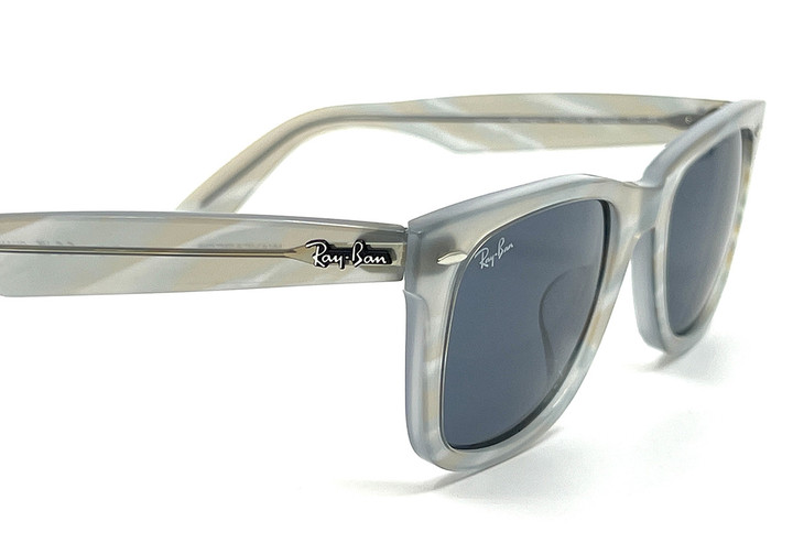 Hamayaブログ : RayBan 初の調光フレーム 色の変わる WAYFARER