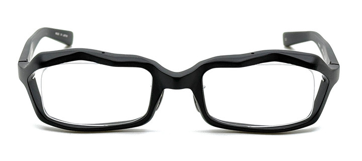 20241110fa076_001m_06