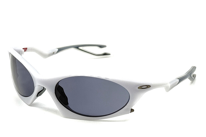 希少! OAKLEY オークリー PLANTARIS ホワイトフレーム Hamayaブログ : OAKLEY PLANTARIS 新色追加