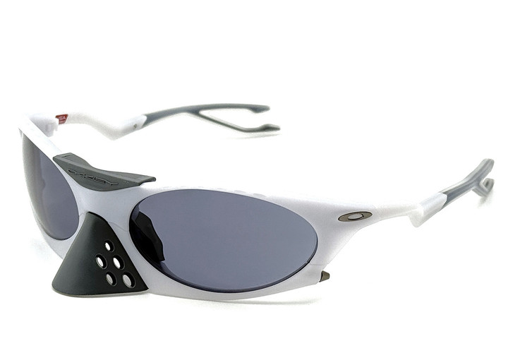 Hamayaブログ : OAKLEY PLANTARIS 新色追加