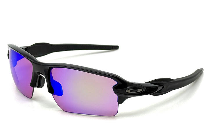 20250330flak20xxl_plbk_pg_01