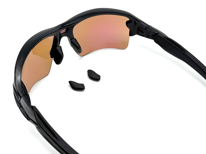 20250330flak20xxl_plbk_pg_06