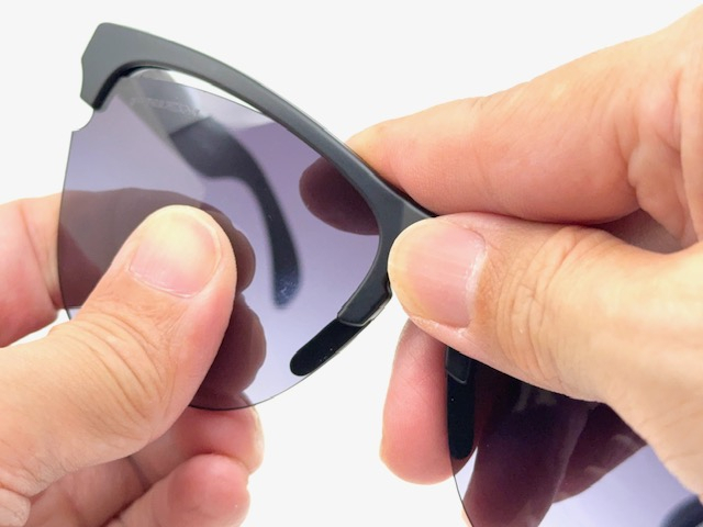 Hamayaブログ : OAKLEY Frogskins Lite レンズ交換