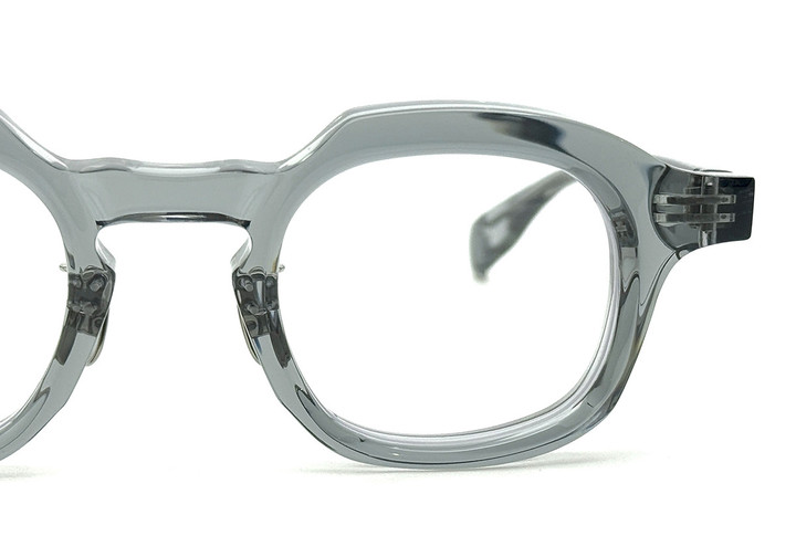 20251004rf072_493_02