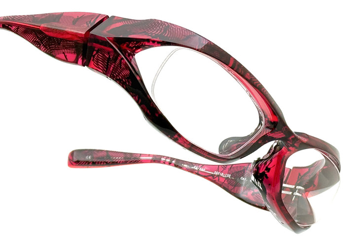 20251101fa240_h19_01