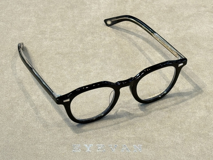 20251217livingstone_02