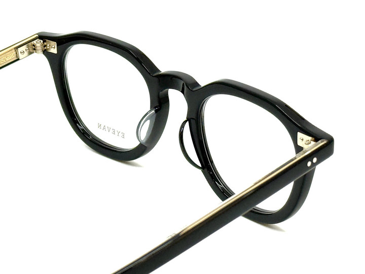 20251217livingstone_pbkg_08