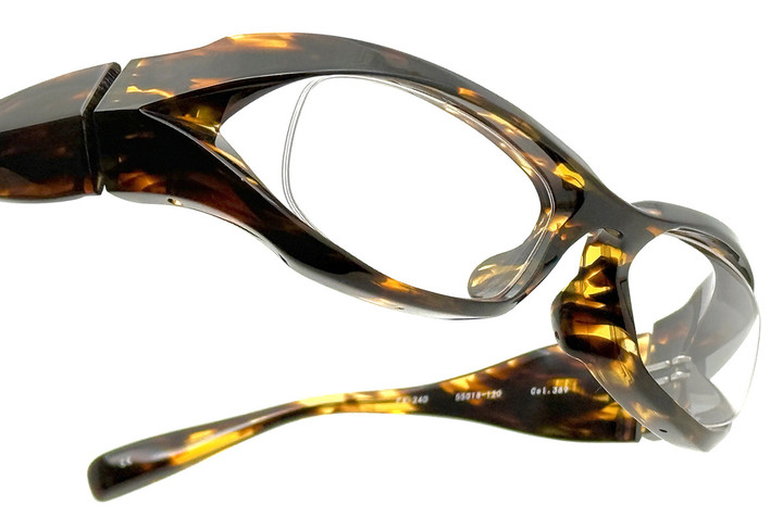 20260110fa240_389_02