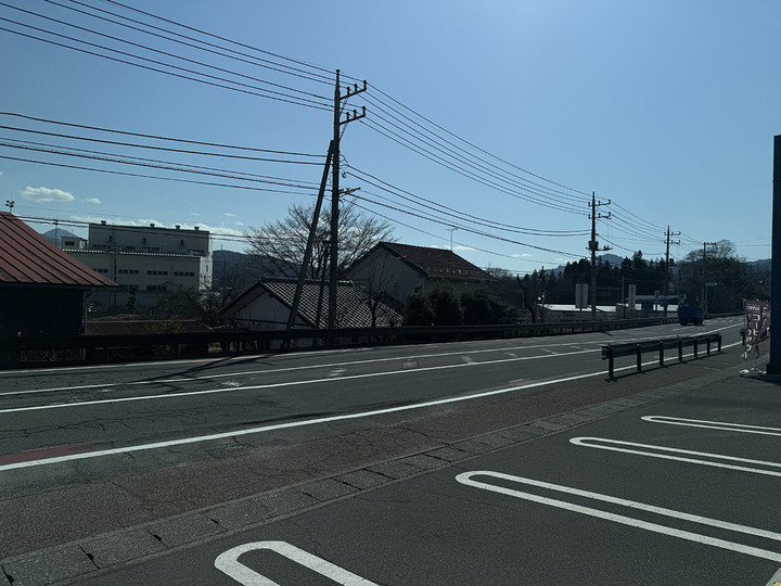 20260316ease_blue_blm_01