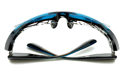 20251103fa240_h20_12