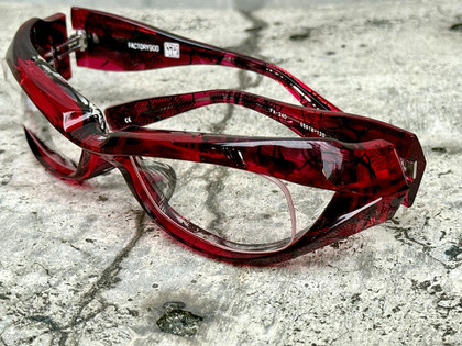 20251208fa240 20251208fa240